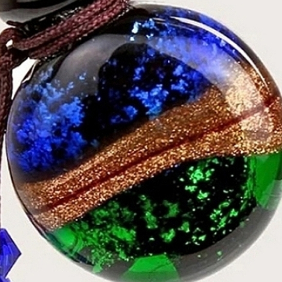 🆕️❤LAST 1❤EMORY ROSE MINI GLASS BOTTLE CHARM NECKLACE - Picture 8 of 17